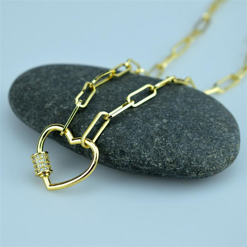 Buckle Heart Necklace