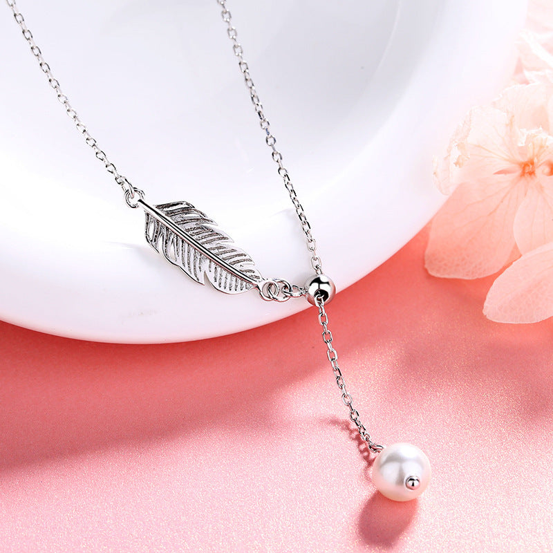 Pearl & Feather Charm Necklace